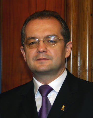 prim ministru emil boc