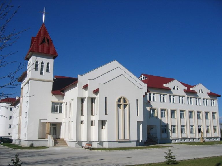 colegiul catolic bacau