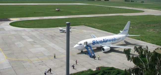 Blue Air, aeroport Bacau, avion