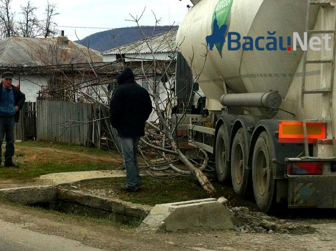 accident_curte_bacau1