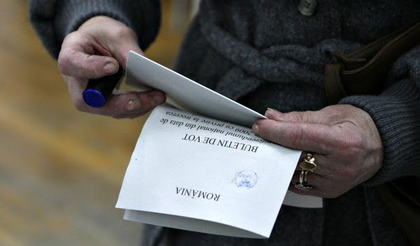 Europarlamentare 2014. Autorităţile vor tipări peste 20 de milioane buletine de vot