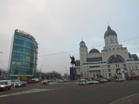 Buena Vista - cladire - catedrala - Stefan cel Mare