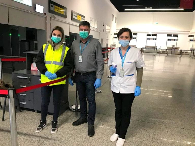 coronavirus aeroport bacau