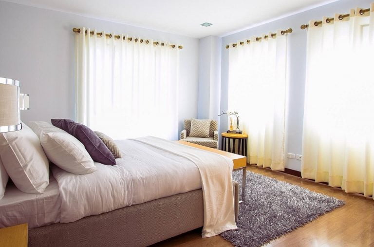 Top 5 decoratiuni de efect care trebuie sa se regaseasca in dormitoarele moderne