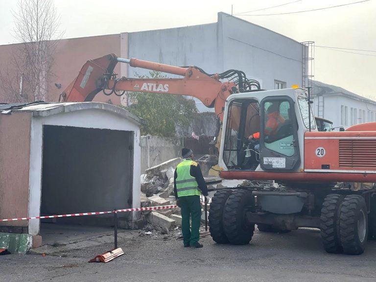 garaje demolate bacau 4