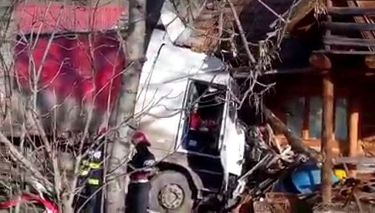 accident tir brusturoasa