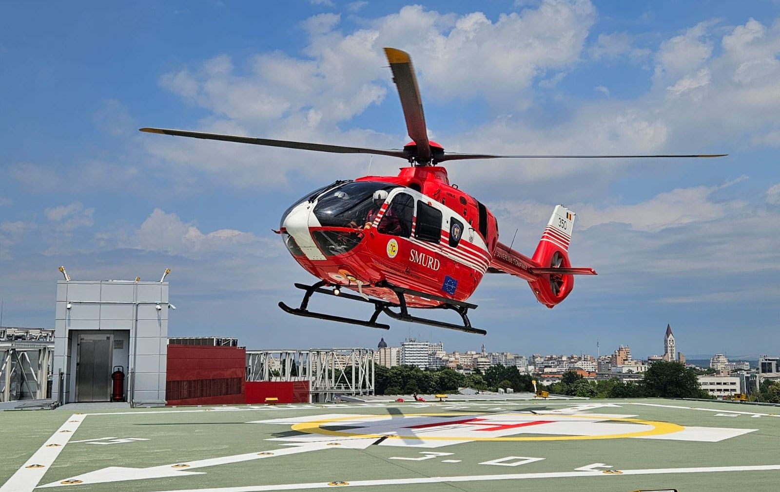 Două paciente în stare critica au fost transportate cu elicopterul de la SJU Bacău la Iași