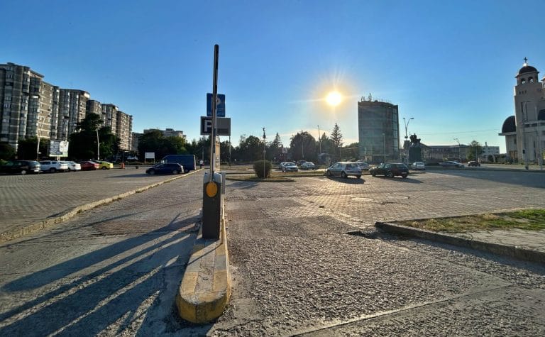 parcari bariera bacau
