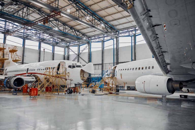aerostar bacau hangar iasi