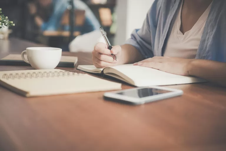 finante tineri studii scaled