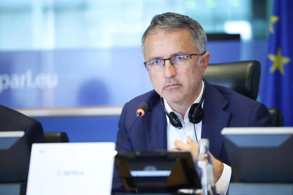 dragos benea europarlamentar