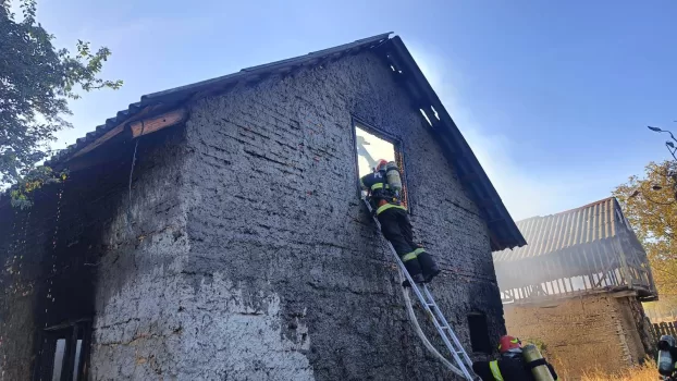 incendiu casa racova